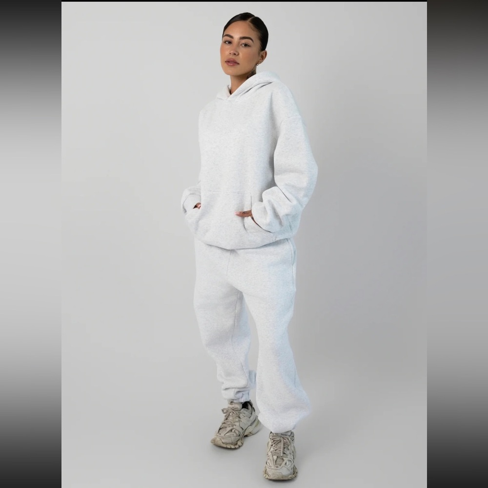 NWT Signature Comfrt Set - Lt Heather Grey